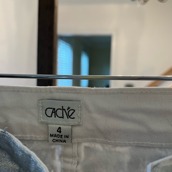 Beautiful women’s Caché metallic coated jeans Size 4 - Picture 2 of 9